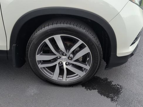 Used 2017 Honda Pilot Touring image 54