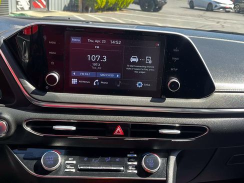 Used 2021 Hyundai Sonata SEL w/ Convenience Package FWD image 9
