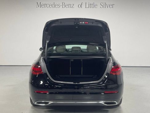 Used 2025 Mercedes-Benz C 300 4MATIC Sedan image 5