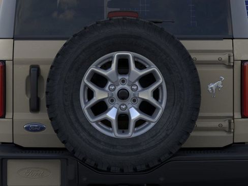 New 2025 Ford Bronco Badlands image 25
