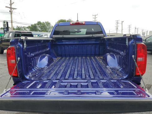 Used 2016 Chevrolet Colorado LT image 6