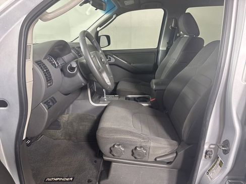 Used 2010 Nissan Pathfinder S FE+ image 11