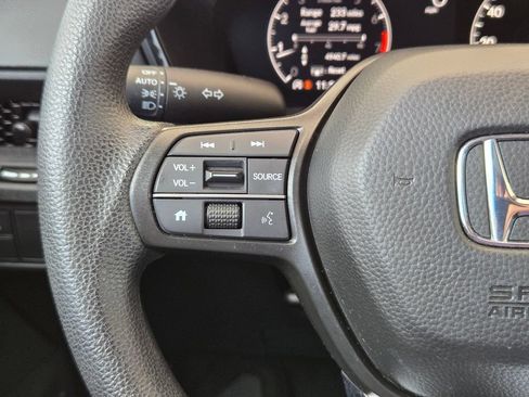 Certified 2025 Honda CR-V EX image 21