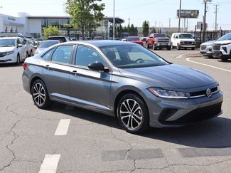 Used 2025 Volkswagen Jetta Sport FWD video 2