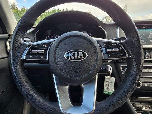 Used 2020 Kia Optima LX image 3