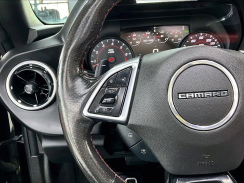 Used 2018 Chevrolet Camaro SS image 11