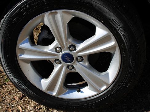 Used 2013 Ford Escape SE image 39