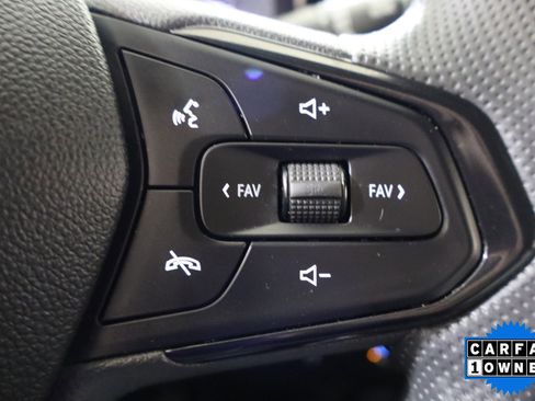 Certified 2025 Chevrolet Trax LS image 29