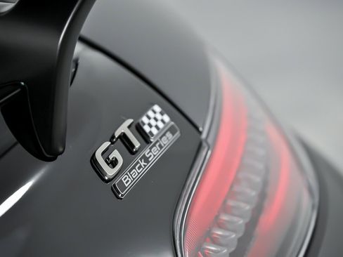 Used 2021 Mercedes-Benz AMG GT Black Series image 16