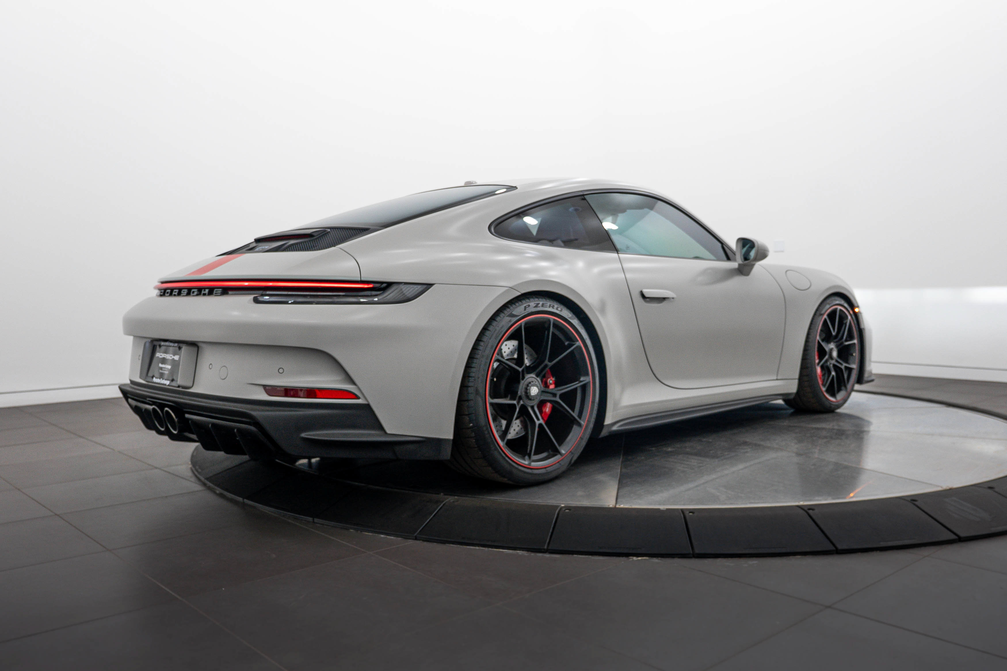 Used 2022 Porsche 911 GT3 RWD image 7