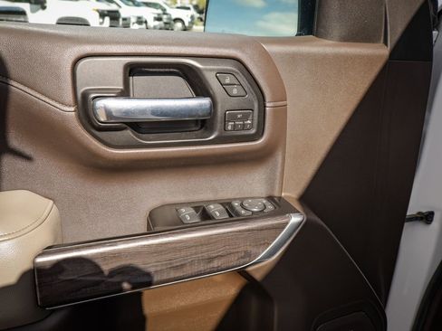 Used 2019 Chevrolet Silverado 1500 LTZ w/ LTZ Plus Package AWD/4WD image 16