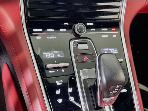 Used 2020 Porsche Panamera GTS image 16