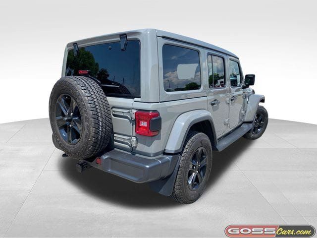 Used 2022 Jeep Wrangler Unlimited Sahara AWD/4WD image 3