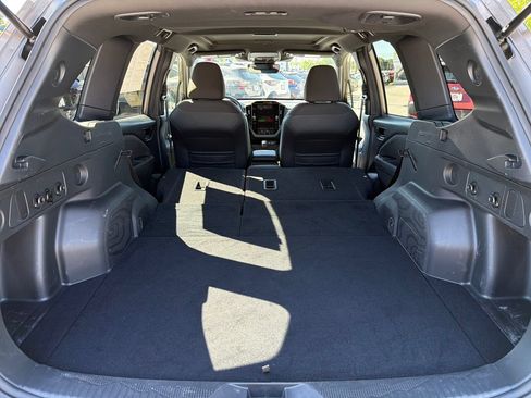 Certified 2025 Subaru Forester Premium AWD/4WD image 30