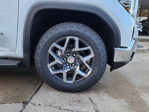 New 2026 GMC Sierra 1500 SLT w/ SLT Premium Plus Package image 51