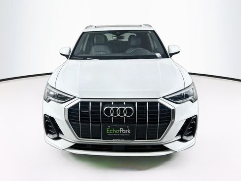 Used 2025 Audi Q3 2.0T Premium AWD/4WD image 2