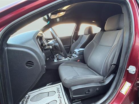 Used 2019 Dodge Charger SXT RWD image 27