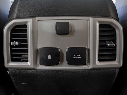 Used 2019 Ford F250 Lariat image 37