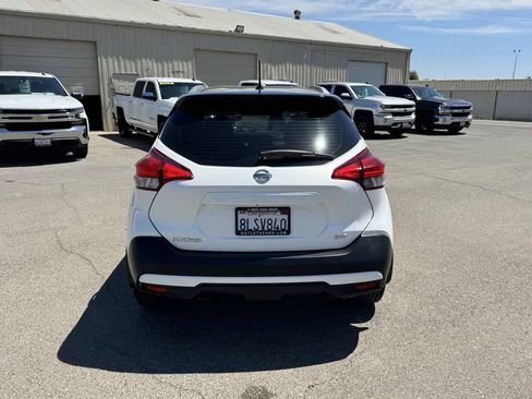 Used 2019 Nissan Kicks SR FWD image 8
