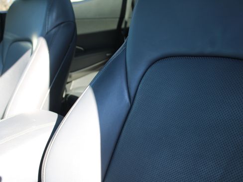 Used 2018 Hyundai Santa Fe Sport image 33