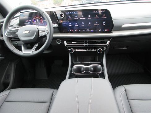 New 2026 Chevrolet Traverse LT w/ Driver Confidence Package image 15