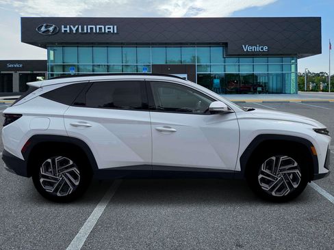 New 2026 Hyundai Tucson Limited AWD/4WD image 9