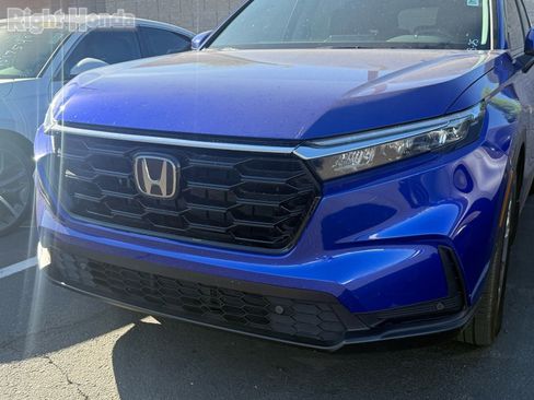 Used 2023 Honda CR-V EX-L image 9