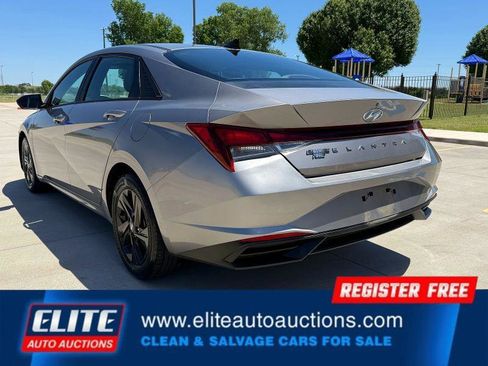 Used 2021 Hyundai Elantra SEL FWD image 5