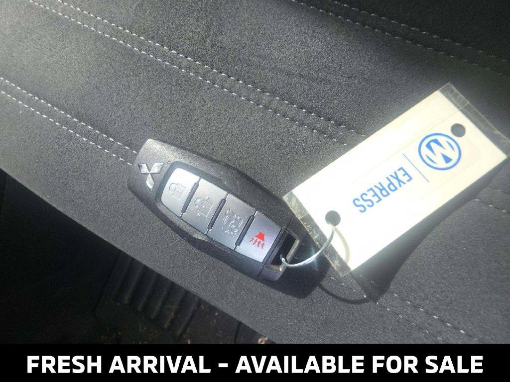 Used 2024 Mitsubishi Outlander SE FWD image 18
