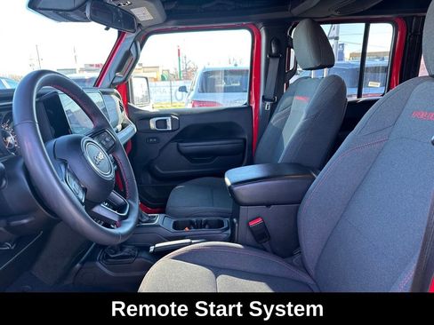 Used 2024 Jeep Wrangler Unlimited Rubicon w/ Convenience Group image 14