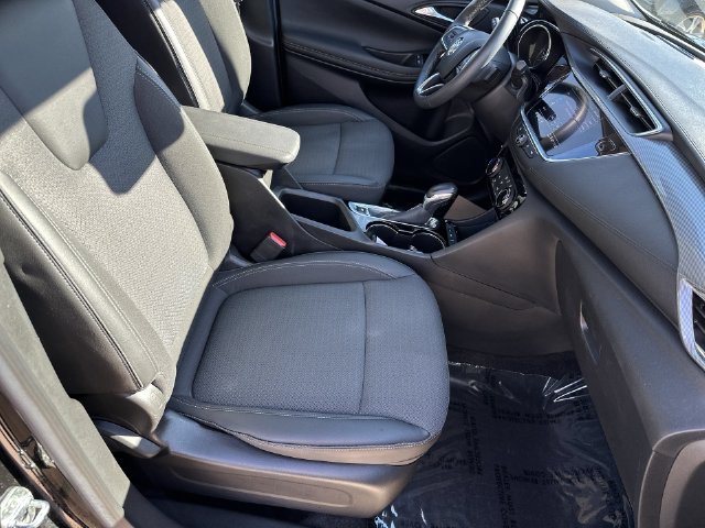 Certified 2023 Buick Encore GX Preferred w/ Cold Weather Comfort Package AWD/4WD image 34