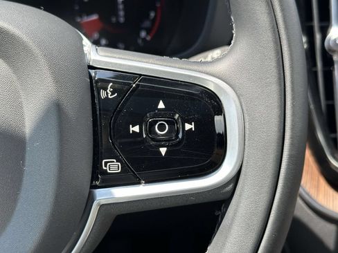 Used 2021 Volvo XC60 T5 Inscription w/ Climate Package AWD/4WD image 21