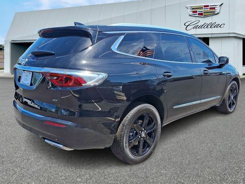 Used 2023 Buick Enclave Essence w/ Sport Touring Edition AWD/4WD image 6