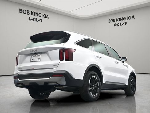 New 2026 Kia Sorento S w/ S Panoramic Sunroof Package AWD/4WD image 14
