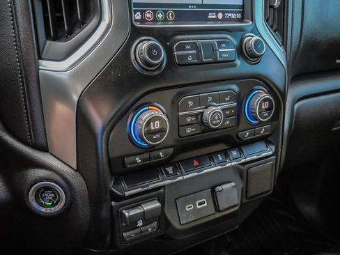Used 2022 Chevrolet Silverado 2500 LT w/ Convenience Package AWD/4WD image 30