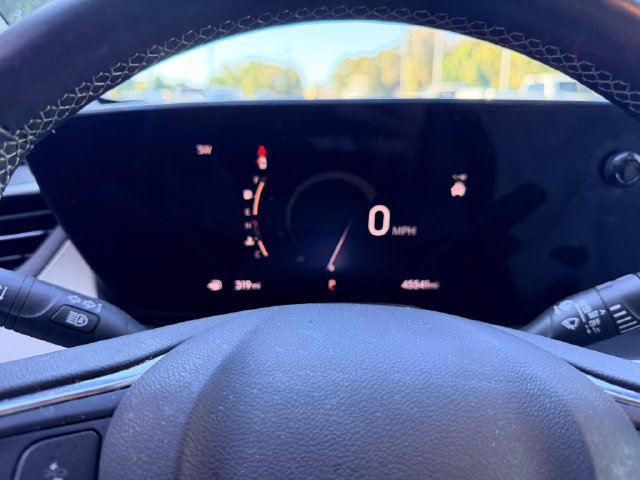 Used 2024 Buick Encore GX Avenir FWD image 15