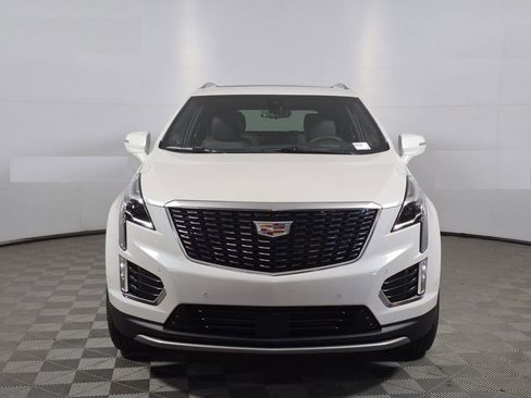 New 2026 Cadillac XT5 Premium Luxury image 2