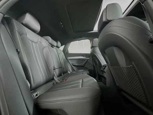 Certified 2025 Audi Q5 2.0T Premium Plus w/ Premium Plus Package AWD/4WD image 26