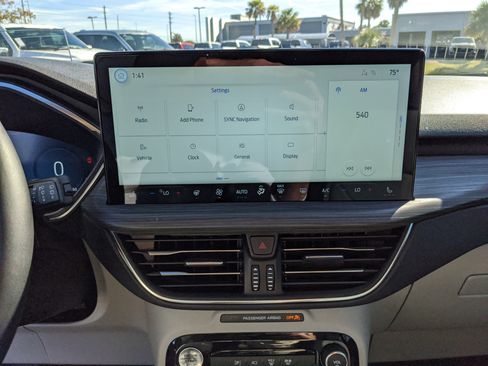 New 2026 Ford Escape SE w/ PHEV Premium Package image 21