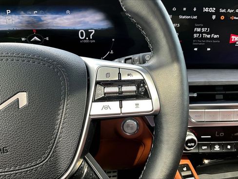 Used 2024 Kia Telluride SX Prestige X-Line image 12