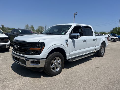 Used 2025 Ford F150 XLT w/ Equipment Group 302A MID image 4
