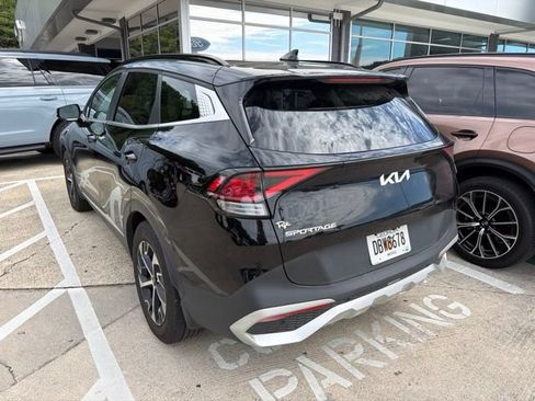 Used 2025 Kia Sportage EX w/ Premium Package FWD image 6