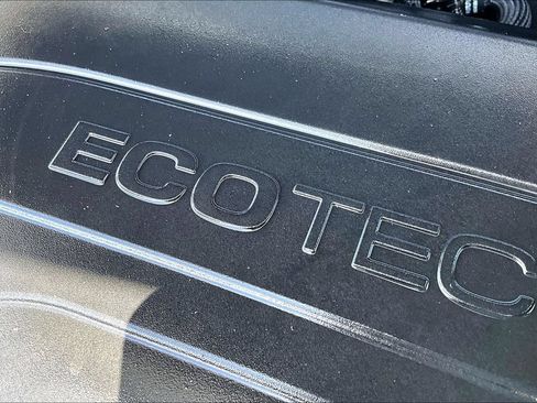 Used 2025 Chevrolet Equinox LT AWD/4WD image 38