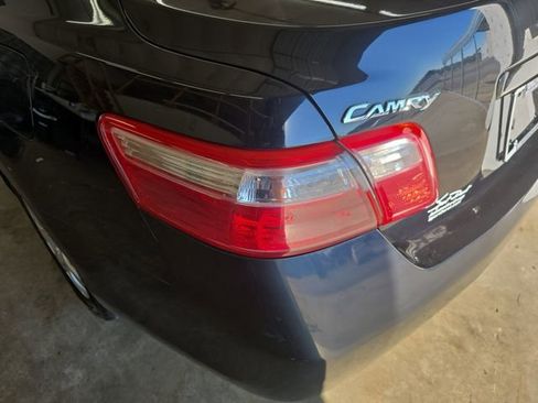 Used 2009 Toyota Camry LE FWD image 23