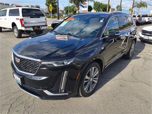 Used 2020 Cadillac XT6 Premium Luxury FWD image 19