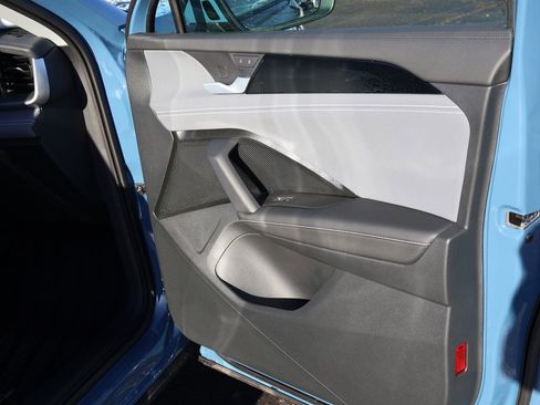 New 2026 Volkswagen Tiguan SE image 15