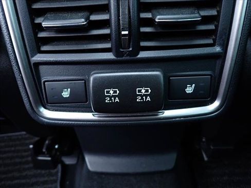 Used 2023 Subaru Forester Touring AWD/4WD image 11