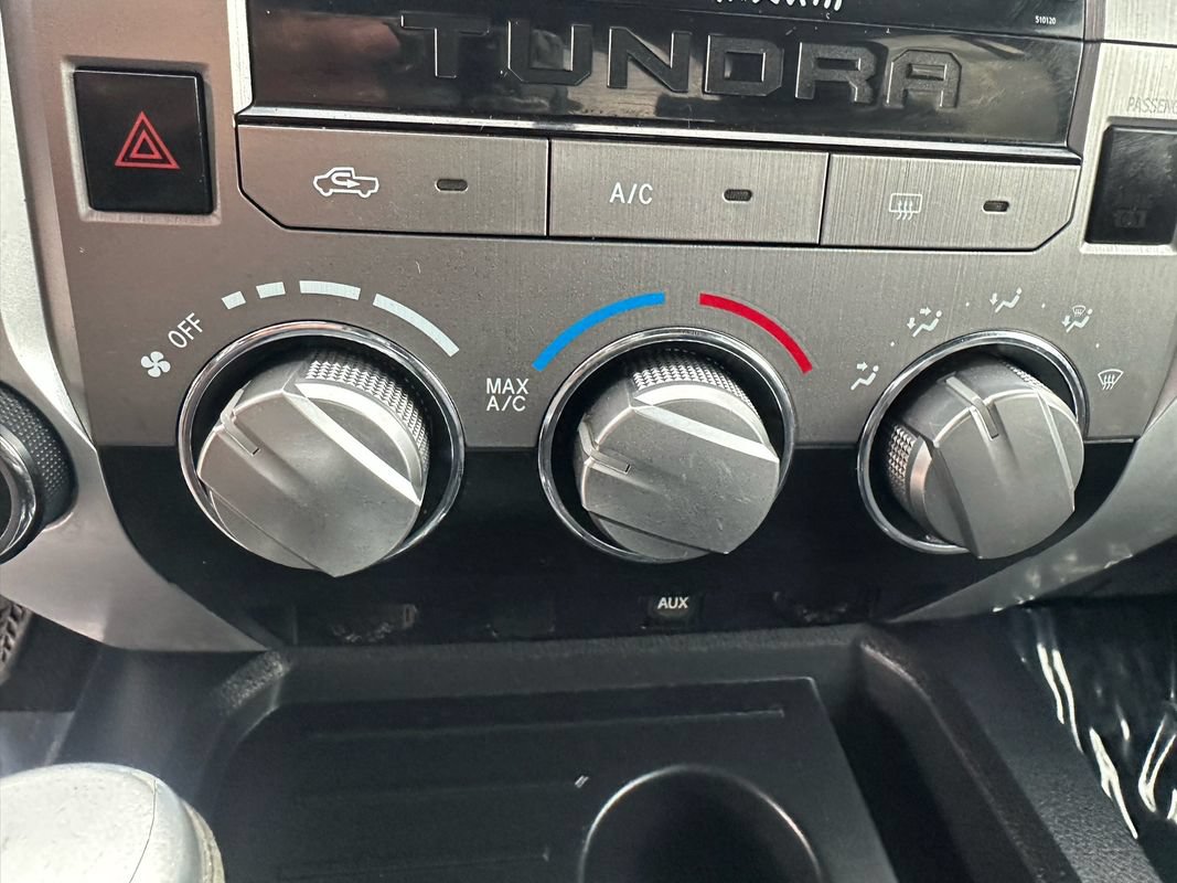 Used 2017 Toyota Tundra SR5 w/ SR5 Upgrade Package AWD/4WD image 40