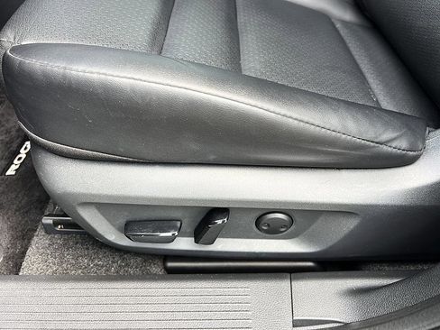 Certified 2023 Nissan Rogue SV w/ SV Premium B Package FWD image 23