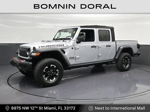 Used 2024 Jeep Gladiator Rubicon w/ Safety Group AWD/4WD image 1